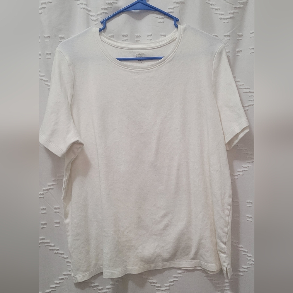 White T